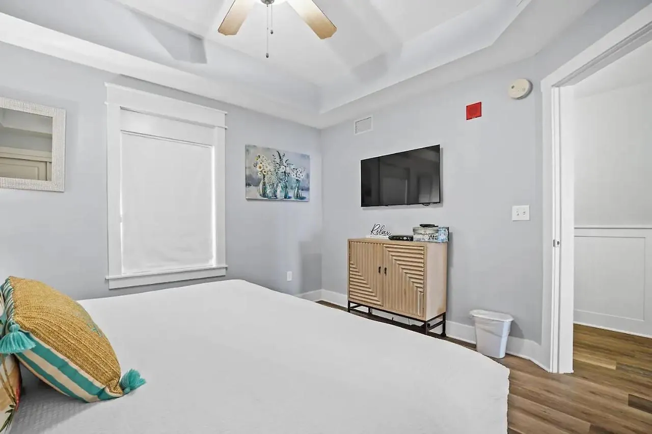 Calypso 3-2210 - Love Nest Panama City Beach Holiday home