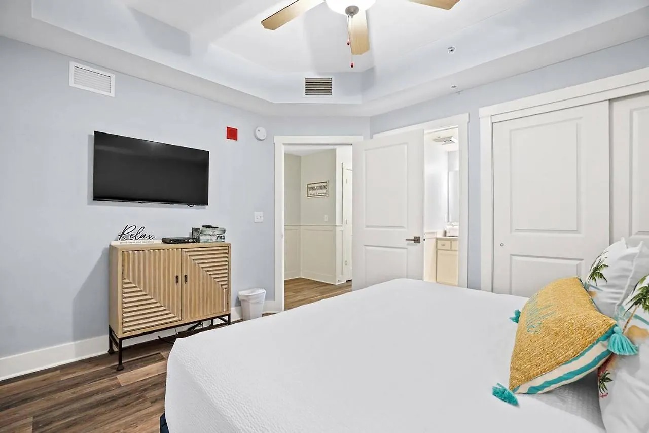 Calypso 3-2210 - Love Nest Panama City Beach United States